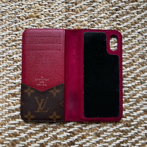 AUTHENTIC Louis Vuitton iPhone X&XS Case - Picture 3 of 9